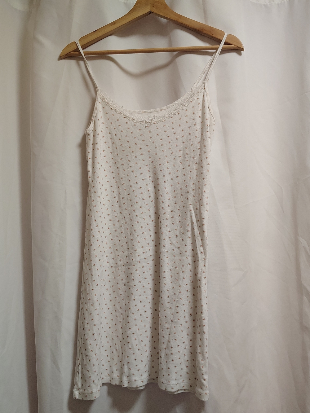 100% Cotton White Night Gown With Tiny Pink Floral Print - Picture 8 of 9